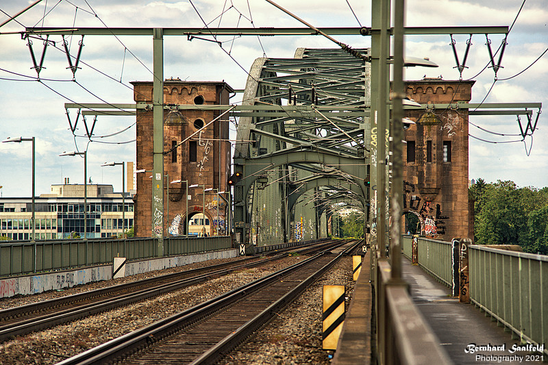South Bridge - Cologne - Bernhard Saalfeld